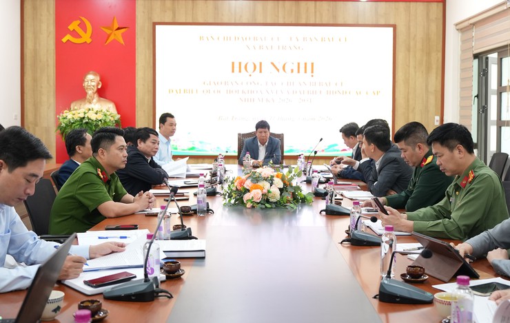 Uỷ ban bầu cử xã Bát Tràng giao ban đánh giá công tác chuẩn bị bầu cử- Ảnh 1.