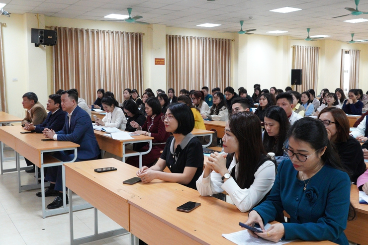 Trung tâm Chính trị phường Chương Mỹ khai giảng lớp bồi dưỡng nhận thức về Đảng khóa I năm 2026- Ảnh 3.