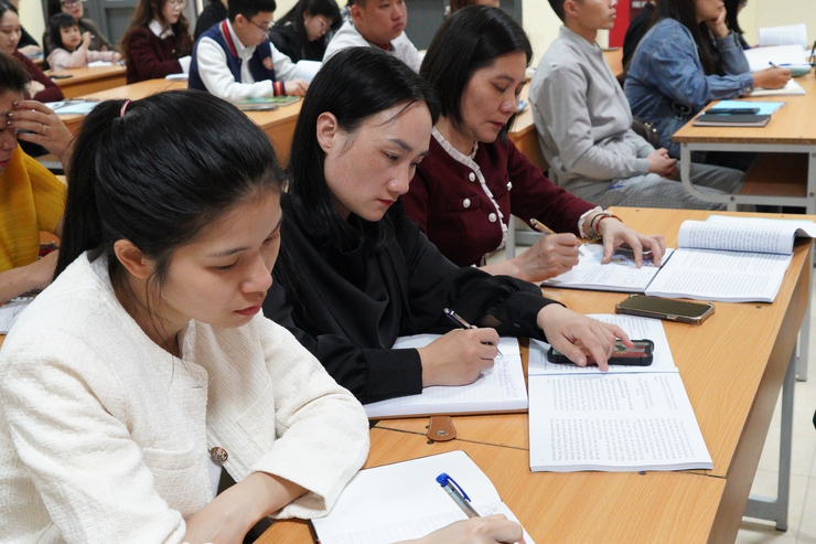 Trung tâm Chính trị phường Chương Mỹ khai giảng lớp bồi dưỡng nhận thức về Đảng khóa I năm 2026- Ảnh 8.