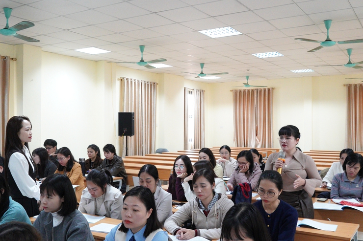 Trung tâm Chính trị phường Chương Mỹ khai giảng lớp bồi dưỡng nhận thức về Đảng khóa I năm 2026- Ảnh 6.