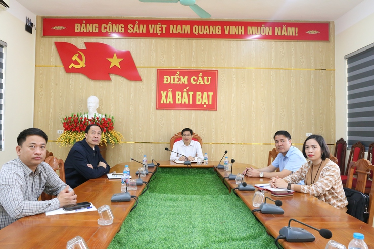 Xã Bất Bạt tham dự hội nghị tập huấn Nền tảng điều hành tập trung của Đoàn đại biểu Quốc hội và HĐND các cấp- Ảnh 2.