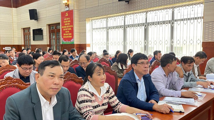 Phúc Thọ tập huấn quy trình, nghiệp vụ phục vụ ngày bầu cử Quốc hội khóa XVI và HĐND các cấp- Ảnh 4.