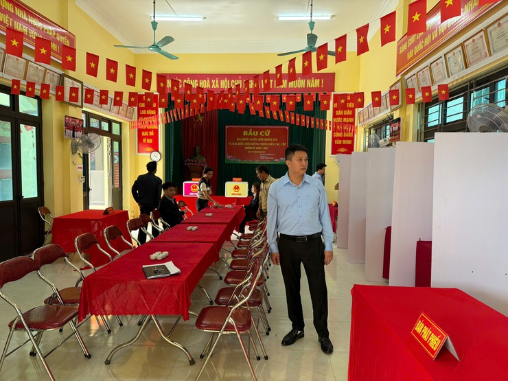 ỦY BAN MTTQ HÒA XÁ GIÁM SÁT, KIỂM TRA CÔNG TÁC CHUẨN BỊ BẦU CỬ TẠI CÁC TỔ BẦU CỬ, CÁC BAN CÔNG TÁC MẶT TRẬN THÔN- Ảnh 10.