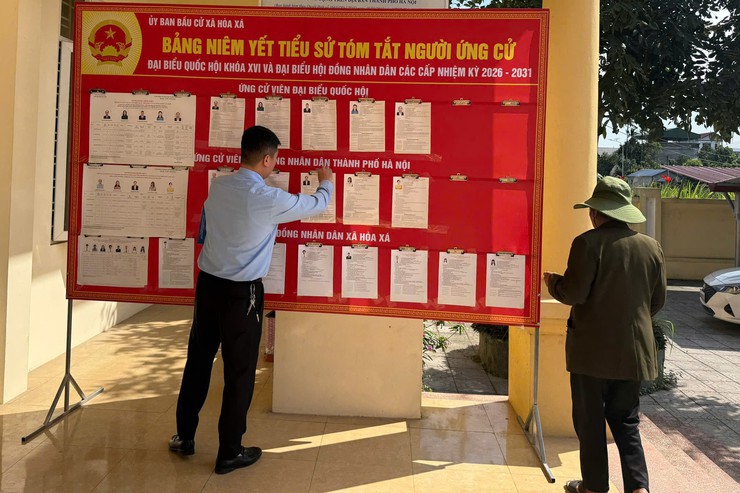 ỦY BAN MTTQ HÒA XÁ GIÁM SÁT, KIỂM TRA CÔNG TÁC CHUẨN BỊ BẦU CỬ TẠI CÁC TỔ BẦU CỬ, CÁC BAN CÔNG TÁC MẶT TRẬN THÔN- Ảnh 8.