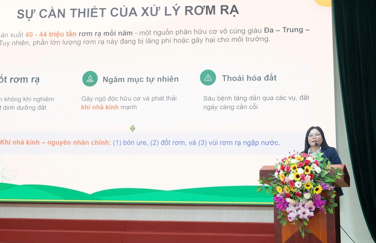 HỌC VIỆN NÔNG NGHIỆP VIỆT NAM TỔ CHỨC HỘI NGHỊ GIẢI PHÁP MÔI TRƯỜNG, HỖ TRỢ PHÁT TRIỂN NÔNG NGHIỆP TUẦN HOÀN CHO CÁC XÃ PHÍA NAM THỦ ĐÔ- Ảnh 4.