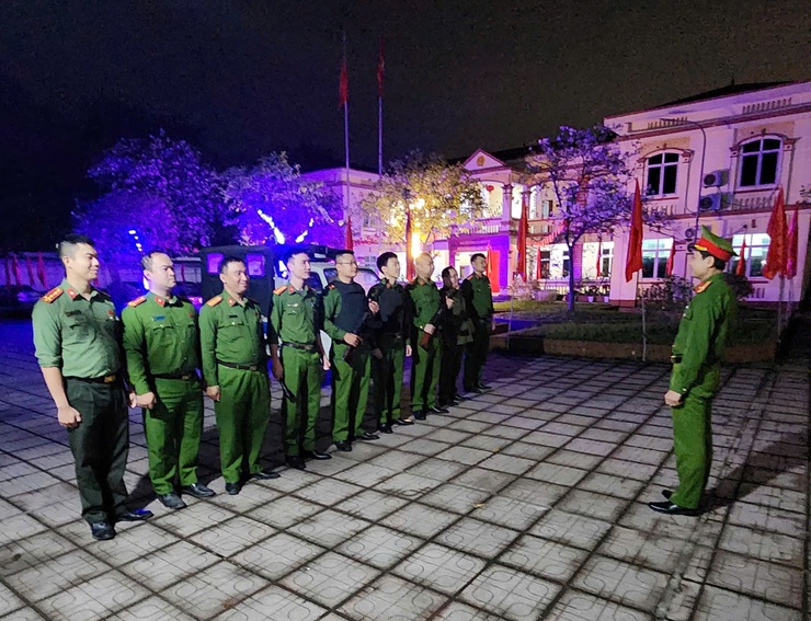 Công an xã Tam Hưng triển khai phương án đảm bảo ANTT phục vụ bầu cử Đại biểu Quốc hội khoá XVI và Đại biểu Hội đồng Nhân dân các cấp nhiệm kỳ 2026-2031 trên địa bàn xã Tam Hưng.- Ảnh 2.