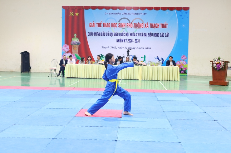 Khai mạc giải thể thao học sinh phổ thông xã Thạch Thất năm học 2025 - 2026- Ảnh 4.