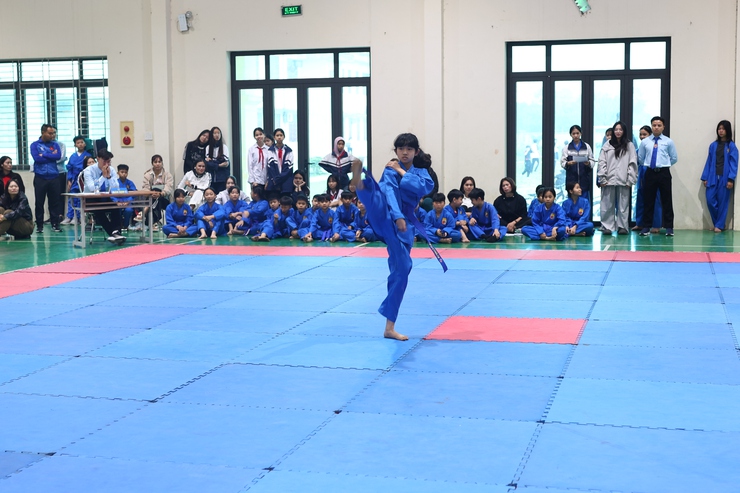 Khai mạc giải thể thao học sinh phổ thông xã Thạch Thất năm học 2025 - 2026- Ảnh 6.