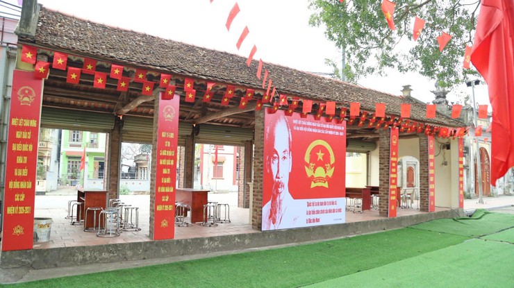 Quang Minh sẵn sàng cho điểm cầu truyền hình trực tiếp bầu cử tại thôn Liễu Trì- Ảnh 2.