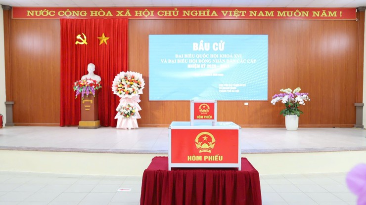 Quang Minh sẵn sàng cho điểm cầu truyền hình trực tiếp bầu cử tại thôn Liễu Trì- Ảnh 3.