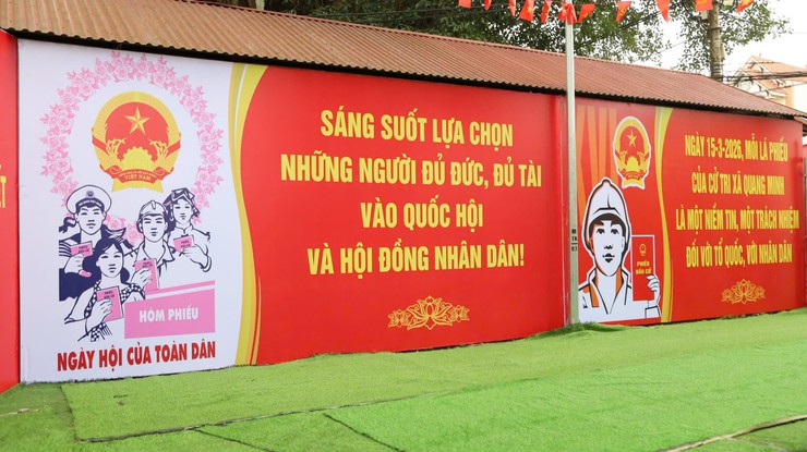 Quang Minh sẵn sàng cho điểm cầu truyền hình trực tiếp bầu cử tại thôn Liễu Trì- Ảnh 4.