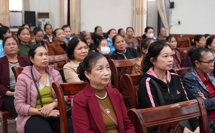 Bát Tràng tuyên truyền bình đẳng giới gắn với công tác chuẩn bị bầu cử đại biểu Quốc hội khóa XVI và đại biểu HĐND các cấp, nhiệm kỳ 2026-2031- Ảnh 2.