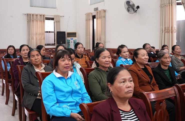 Bát Tràng tuyên truyền bình đẳng giới gắn với công tác chuẩn bị bầu cử đại biểu Quốc hội khóa XVI và đại biểu HĐND các cấp, nhiệm kỳ 2026-2031- Ảnh 3.