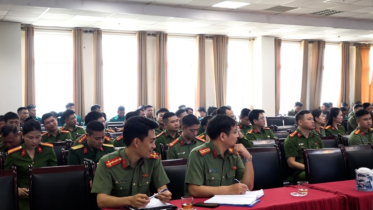 Công an xã Mỹ Đức triển khai phương án bảo đảm an ninh trật tự, bảo vệ các điểm bầu cử đại biểu Quốc hội khoá XVI và đại biểu HĐND các cấp nhiệm kỳ 2026 – 2031- Ảnh 3.