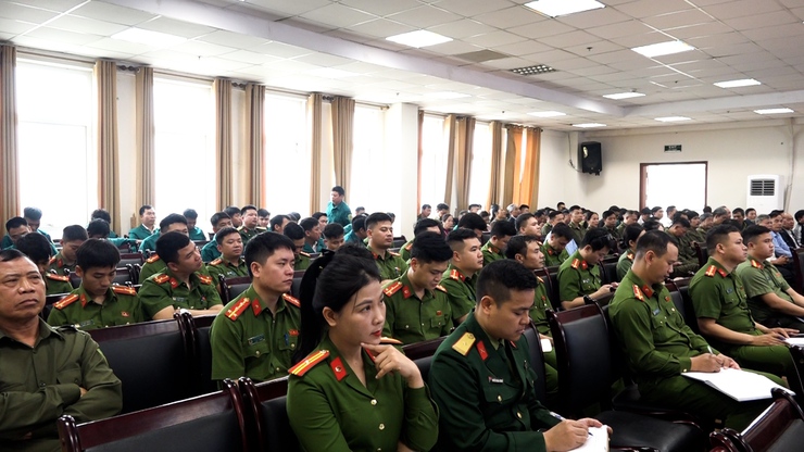 Công an xã Mỹ Đức triển khai phương án bảo đảm an ninh trật tự, bảo vệ các điểm bầu cử đại biểu Quốc hội khoá XVI và đại biểu HĐND các cấp nhiệm kỳ 2026 – 2031- Ảnh 6.