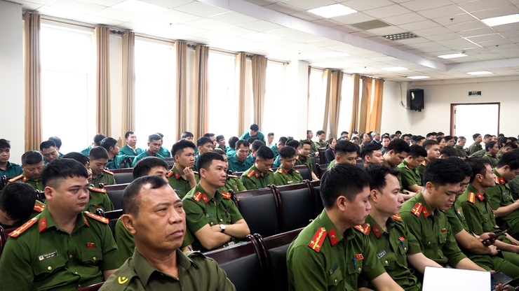 Công an xã Mỹ Đức triển khai phương án bảo đảm an ninh trật tự, bảo vệ các điểm bầu cử đại biểu Quốc hội khoá XVI và đại biểu HĐND các cấp nhiệm kỳ 2026 – 2031- Ảnh 7.