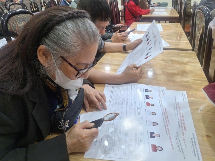 Hội Liên hiệp Phụ nữ phường Tây Hồ tích cực tham gia công tác chuẩn bị cho ngày bầu cử- Ảnh 3.