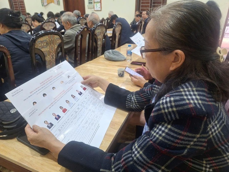 Hội Liên hiệp Phụ nữ phường Tây Hồ tích cực tham gia công tác chuẩn bị cho ngày bầu cử- Ảnh 2.