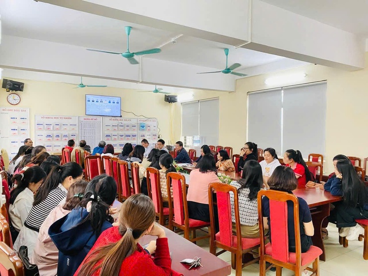 CÁC NHÀ TRƯỜNG TRÊN ĐỊA BÀN XÃ THƯ LÂM TỔ CHỨC HỘI NGHỊ MẠN ĐÀM VỀ CƠ CẤU, TIÊU CHUẨN ĐẠI BIỂU QUỐC HỘI KHÓA XVI VÀ ĐẠI BIỂU HĐND CÁC CẤP NHIỆM KỲ 2026 – 2031- Ảnh 7.