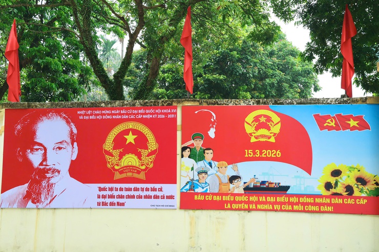 Phú Nghĩa trang trí cờ hoa rực rỡ chào mừng Ngày bầu cử 15/3/2026- Ảnh 18.