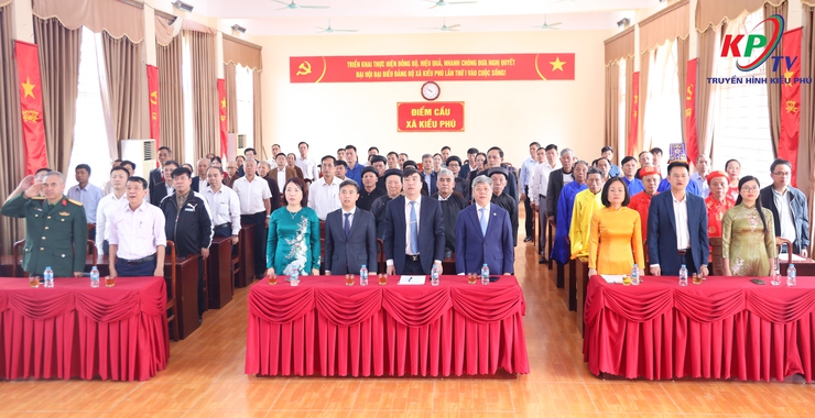 UBND xã Kiều Phú tổ chức hội nghị trao Bằng công nhận xếp hạng di tích lịch sử - văn hoá và danh lam thăng cảnh trên địa bàn.- Ảnh 1.