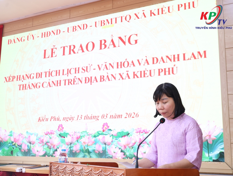 UBND xã Kiều Phú tổ chức hội nghị trao Bằng công nhận xếp hạng di tích lịch sử - văn hoá và danh lam thăng cảnh trên địa bàn.- Ảnh 3.