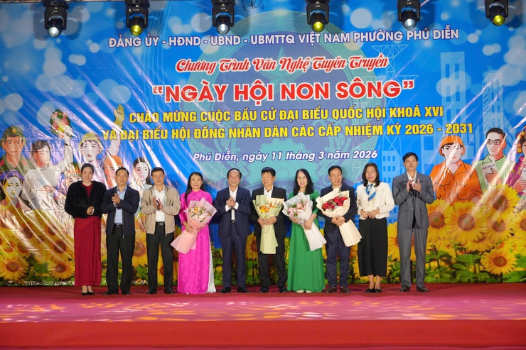 “Ngày Hội Non Sông”: Chương trình văn nghệ tuyên truyền chào mừng bầu cử đại biểu Quốc hội và đại biểu HĐND các cấp nhiệm kỳ 2026-2031- Ảnh 1.