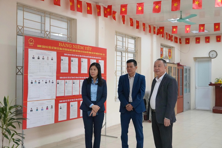 Đoàn kiểm tra, giám sát số 02 Uỷ ban MTTQ Việt Nam TP. Hà Nội làm việc với các phường Phú Diễn, Tây Tự, Xuân Đỉnh, Đông Ngạc về công tác bầu cử đại biểu Quốc hội khoá XVI và đại biểu HĐND các cấp nhiệm kỳ 2026 - 2031- Ảnh 4.