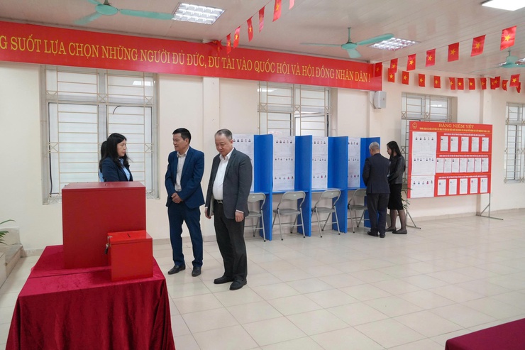 Đoàn kiểm tra, giám sát số 02 Uỷ ban MTTQ Việt Nam TP. Hà Nội làm việc với các phường Phú Diễn, Tây Tự, Xuân Đỉnh, Đông Ngạc về công tác bầu cử đại biểu Quốc hội khoá XVI và đại biểu HĐND các cấp nhiệm kỳ 2026 - 2031- Ảnh 2.