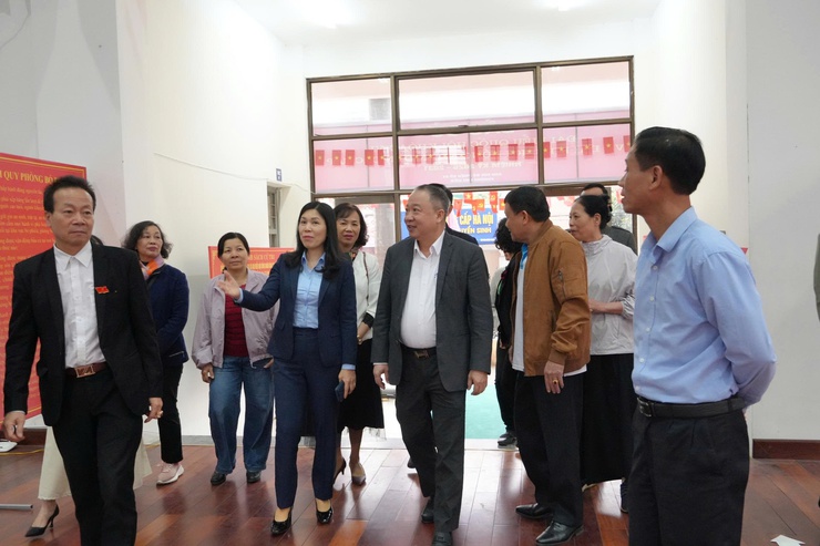 Đoàn kiểm tra, giám sát số 02 Uỷ ban MTTQ Việt Nam TP. Hà Nội làm việc với các phường Phú Diễn, Tây Tự, Xuân Đỉnh, Đông Ngạc về công tác bầu cử đại biểu Quốc hội khoá XVI và đại biểu HĐND các cấp nhiệm kỳ 2026 - 2031- Ảnh 15.