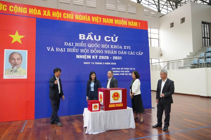 Đoàn kiểm tra, giám sát số 02 Uỷ ban MTTQ Việt Nam TP. Hà Nội làm việc với các phường Phú Diễn, Tây Tự, Xuân Đỉnh, Đông Ngạc về công tác bầu cử đại biểu Quốc hội khoá XVI và đại biểu HĐND các cấp nhiệm kỳ 2026 - 2031- Ảnh 16.