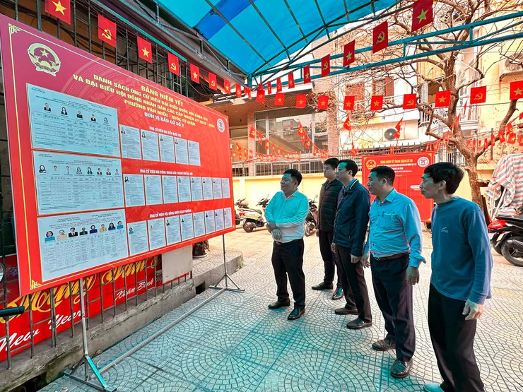 PHƯỜNG VĂN MIẾU - QUỐC TỬ GIÁM CHUẨN BỊ CHU ĐÁO CHO NGÀY HỘI NON SÔNG- Ảnh 1.