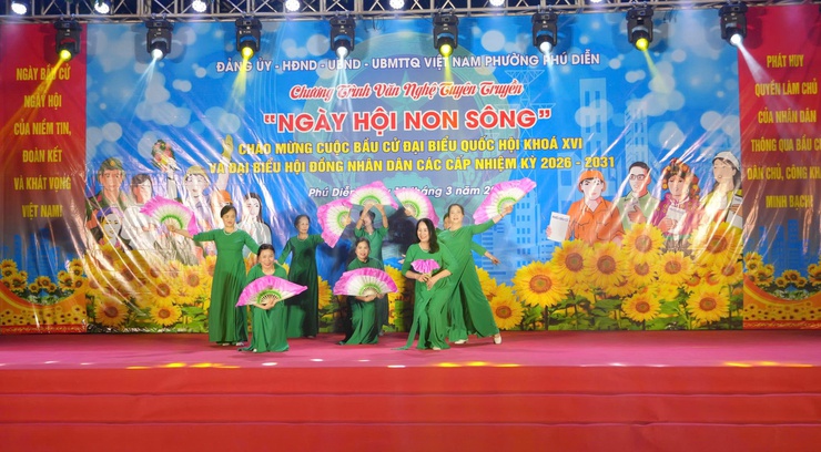 “Ngày Hội Non Sông”: Chương trình văn nghệ tuyên truyền chào mừng bầu cử đại biểu Quốc hội và đại biểu HĐND các cấp nhiệm kỳ 2026-2031- Ảnh 7.