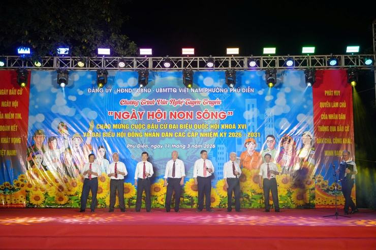 “Ngày Hội Non Sông”: Chương trình văn nghệ tuyên truyền chào mừng bầu cử đại biểu Quốc hội và đại biểu HĐND các cấp nhiệm kỳ 2026-2031- Ảnh 9.