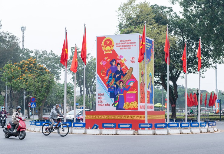 Phường Ba Đình rực rỡ cờ hoa, sẵn sàng cho Ngày hội lớn của toàn dân- Ảnh 12.