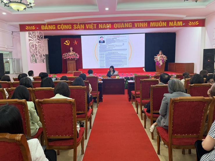 Cơ quan Đảng ủy – Ủy ban MTTQ Việt Nam và Cơ quan HĐND & UBND phường Bồ Đề tổ chức hội nghị mạn đàm tiểu sử các ứng cử viên- Ảnh 11.