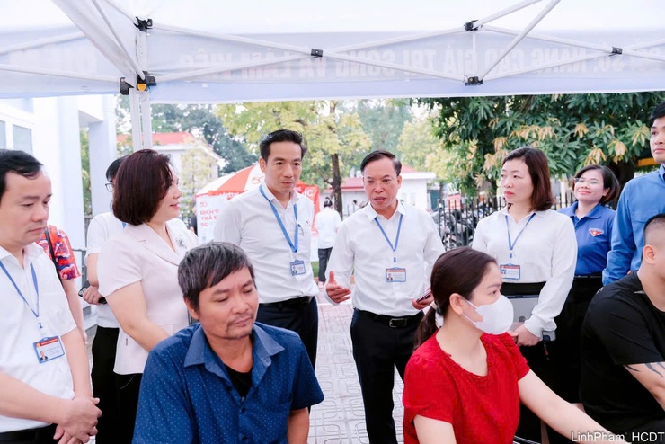 Đảng ủy phường Long Biên chỉ đạo tăng cường theo dõi, đôn đốc thực hiện các kết luận, chỉ đạo của Ban Thường vụ, Thường trực Đảng ủy phường- Ảnh 3.