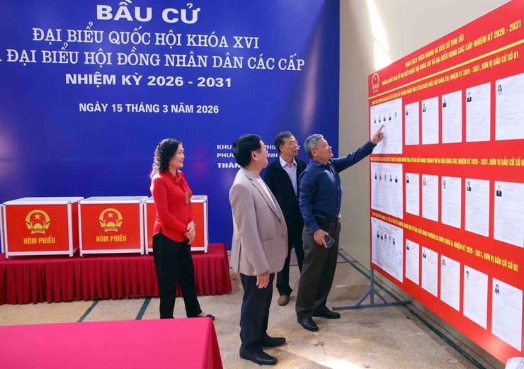 Phường Ba Đình rực rỡ cờ hoa, sẵn sàng cho Ngày hội lớn của toàn dân- Ảnh 15.