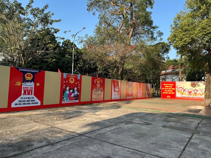Phường Ba Đình rực rỡ cờ hoa, sẵn sàng cho Ngày hội lớn của toàn dân- Ảnh 17.