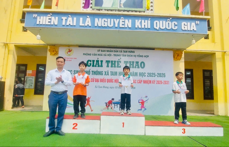 Sôi nổi giải thể thao học sinh phổ thông xã Tam Hưng- Ảnh 4.