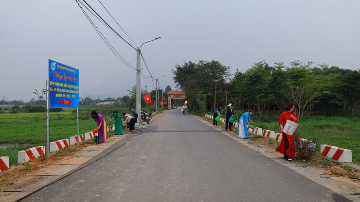 Hội LHPN xã Suối Hai gắn biển công trình chào mừng Cuộc bầu cử đại biểu Quốc hội và HĐND các cấp nhiệm kỳ 2026 – 2031- Ảnh 2.