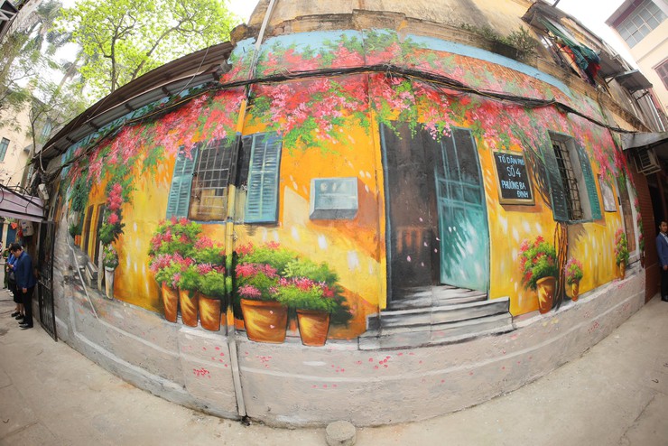 Phường Ba Đình rực rỡ cờ hoa, sẵn sàng cho Ngày hội lớn của toàn dân- Ảnh 9.