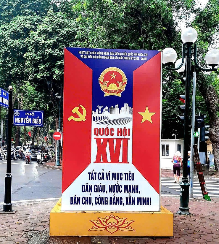 Phường Ba Đình rực rỡ cờ hoa, sẵn sàng cho Ngày hội lớn của toàn dân- Ảnh 34.