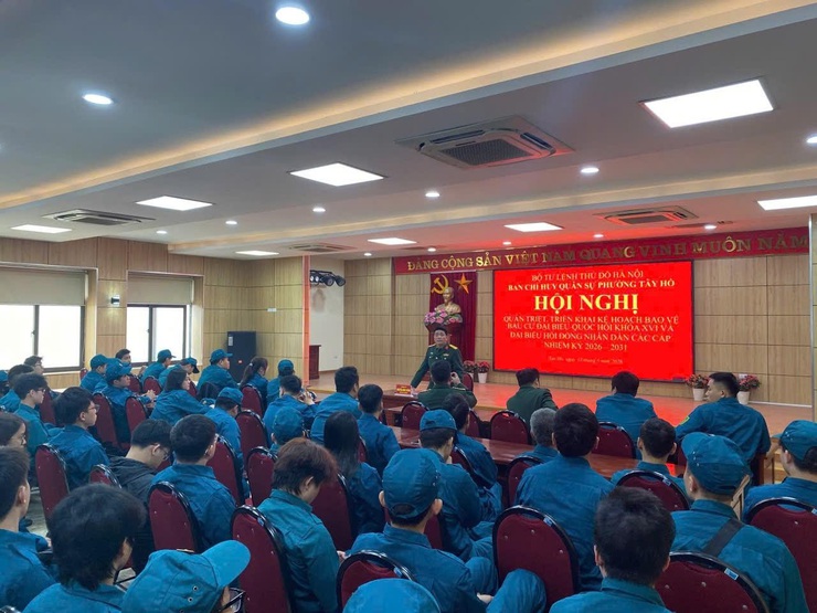 Ban Chỉ huy Quân sự phường Tây Hồ quán triệt nhiệm vụ sẵn sàng chiến đấu bảo vệ ngày bầu cử- Ảnh 2.