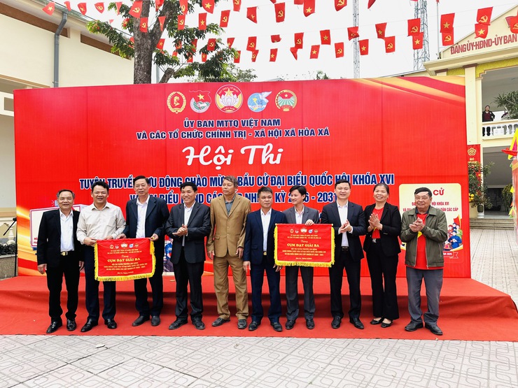 BẾ MẠC, TRAO GIẢI HỘI THI TUYÊN TRUYỀN LƯU ĐỘNG CHÀO MỪNG BẦU CỬ NĂM 2026- Ảnh 3.