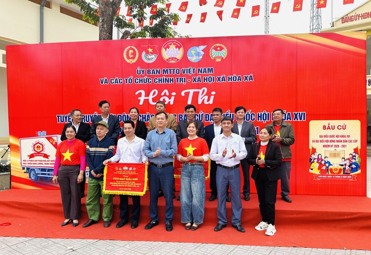 BẾ MẠC, TRAO GIẢI HỘI THI TUYÊN TRUYỀN LƯU ĐỘNG CHÀO MỪNG BẦU CỬ NĂM 2026- Ảnh 2.