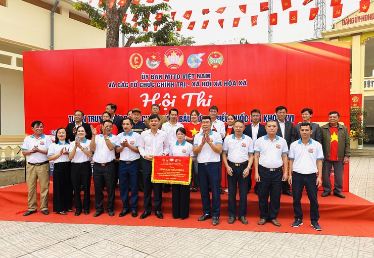 BẾ MẠC, TRAO GIẢI HỘI THI TUYÊN TRUYỀN LƯU ĐỘNG CHÀO MỪNG BẦU CỬ NĂM 2026- Ảnh 1.