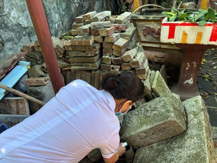 TRẠM Y TẾ PHƯỜNG VĂN MIẾU - QUỐC TỬ GIÁM TỔ CHỨC VỆ SINH MÔI TRƯỜNG PHỤC VỤ CÔNG TÁC Y TẾ CHUẨN BỊ CHO BẦU CỬ ĐẠI BIỂU QUỐC HỘI KHÓA XVI VÀ ĐẠI BIỂU HĐND CÁC CẤP NHIỆM KỲ 2026 - 2031- Ảnh 5.