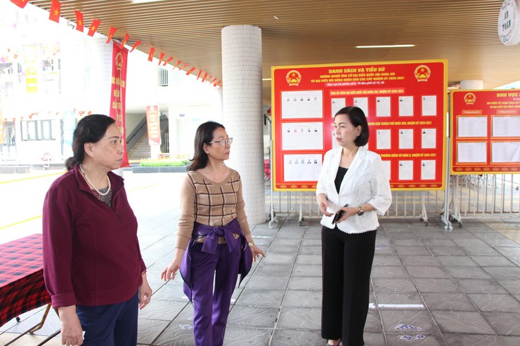 Phường Giảng Võ rà soát toàn diện công tác chuẩn bị bầu cử tại các điểm bỏ phiếu- Ảnh 3.