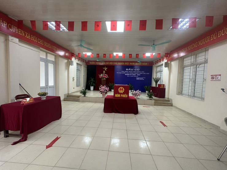 Phường Phú Diễn sẵn sàng cho Ngày bầu cử đại biểu Quốc hội khóa XVI và đại biểu HĐND các cấp, nhiệm kỳ 2026 - 2031
- Ảnh 22.